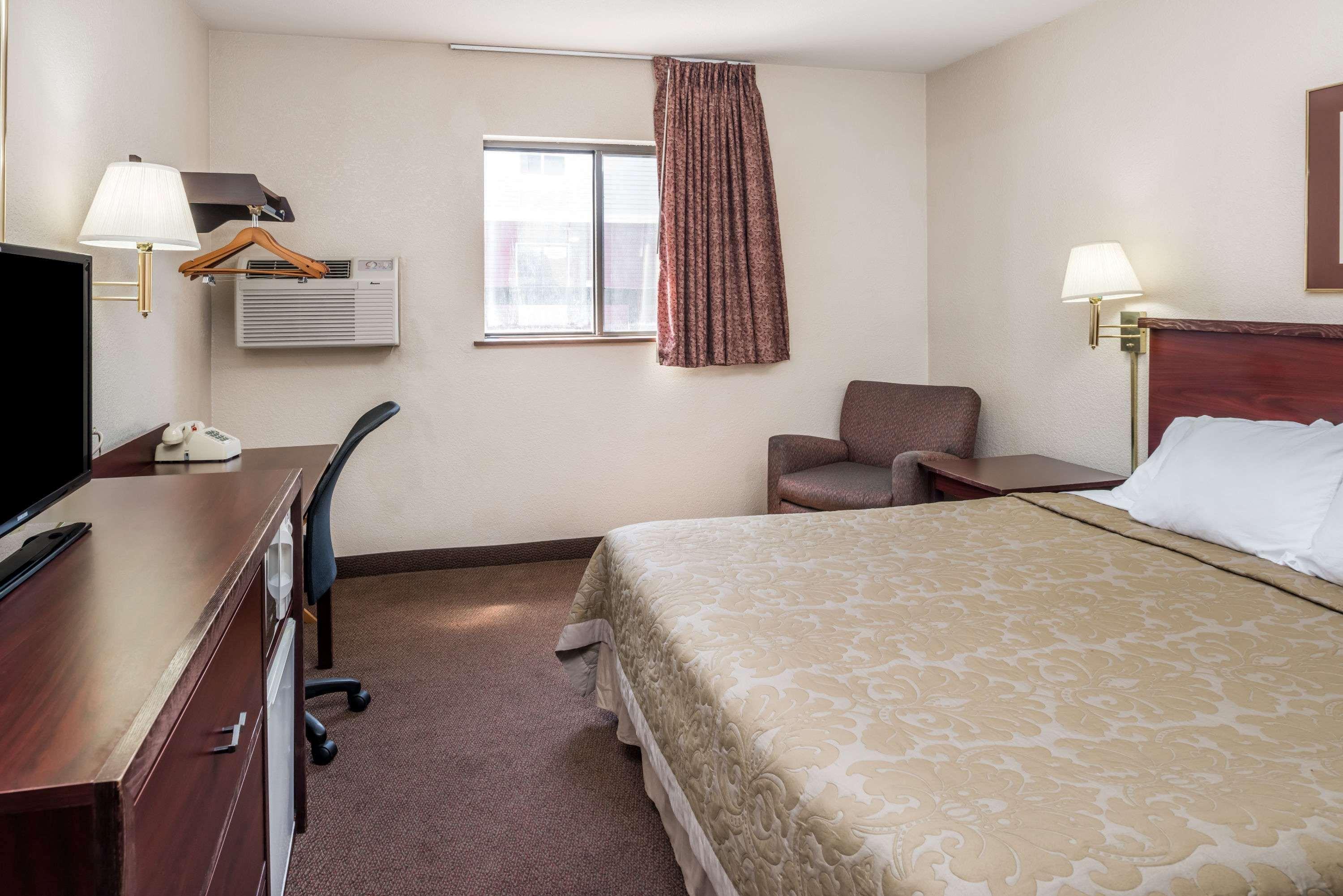 Super 8 By Wyndham Spokane Valley Esterno foto